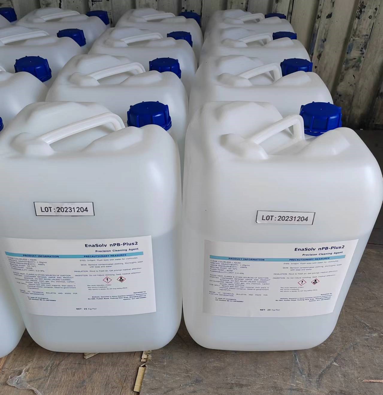 Enasolv npb-plus VOC compliant high-performance cleaning agent